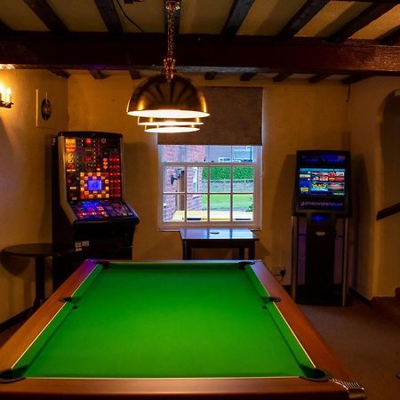 The Lion Hotel Llansantffraid-ym-Mechain Esterno foto